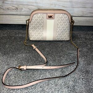 Michael Kors Crossbody Bag